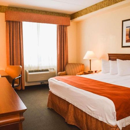 Country Inn & Suites By Radisson, London South, On Eksteriør billede