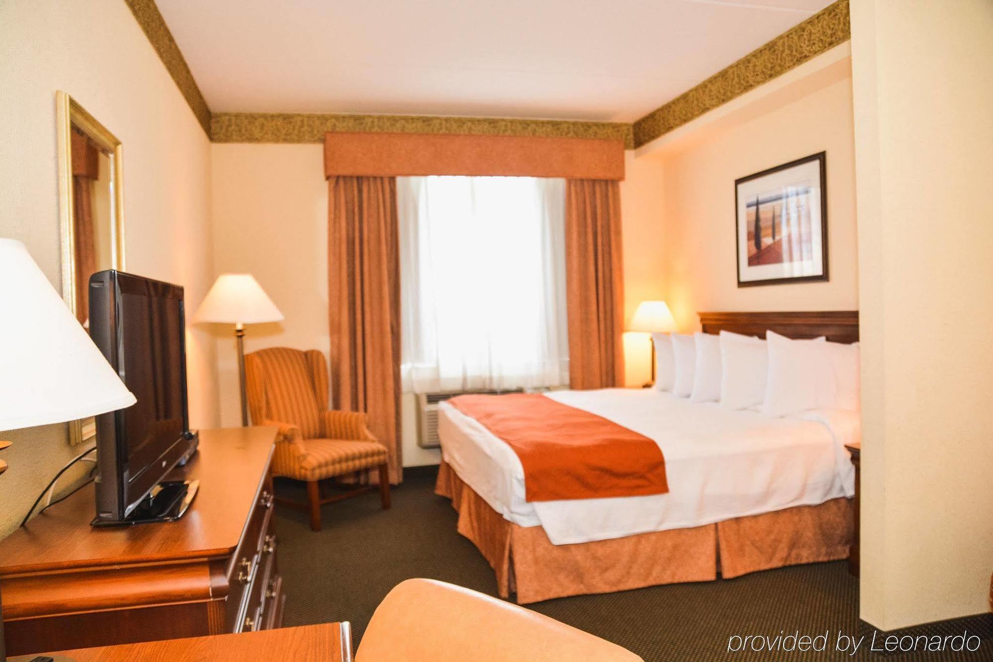 Country Inn & Suites By Radisson, London South, On Eksteriør billede